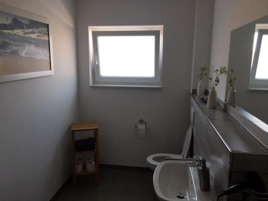 Gaeste Und Messezimmer Adelheidsdorf 外观 照片